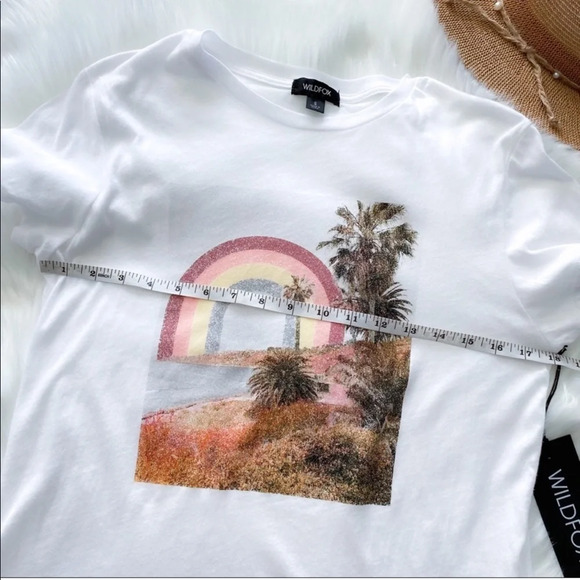 Wildfox Rainbow Coast Keke Beach T-Shirt Tee White Crew Neck NEW Size Small - Picture 11 of 14